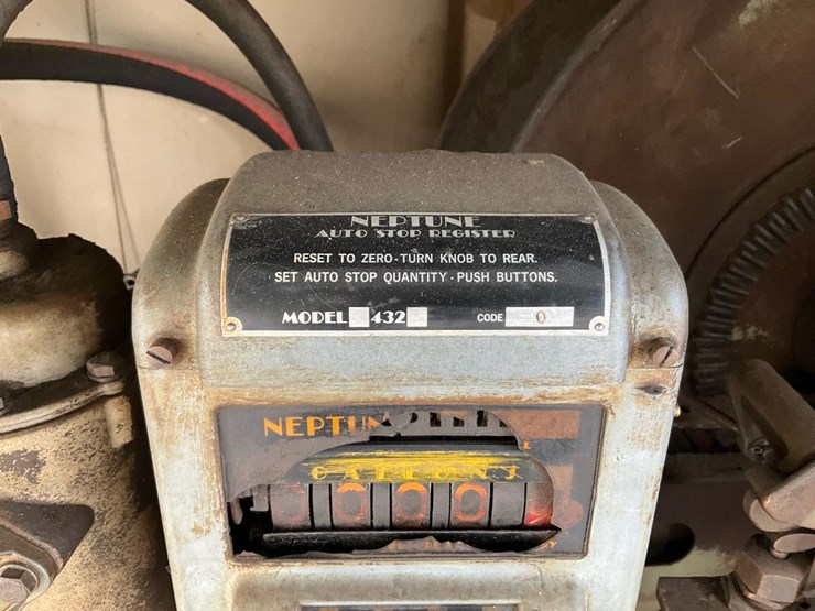 international-1854s-image-43