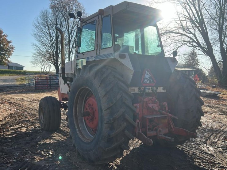 j-i-case-2590-image-4