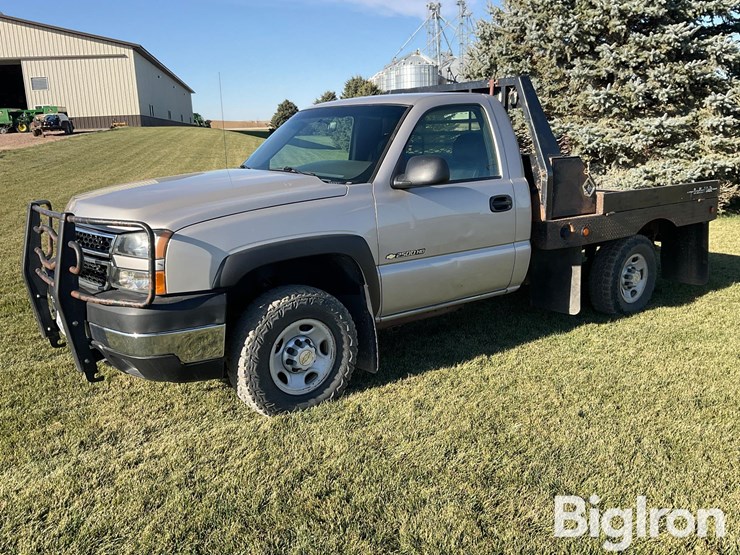 2007-chevrolet-silverado-2500-image-1