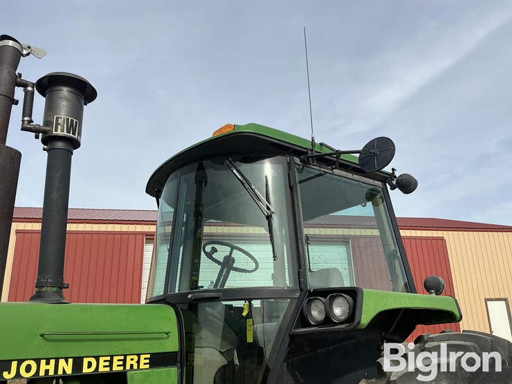 john-deere-4555-image-16