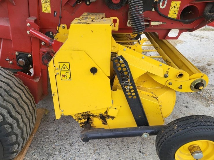 2021-new-holland-450-image-39