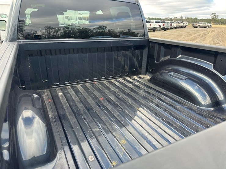 dodge-ram-1500-image-10