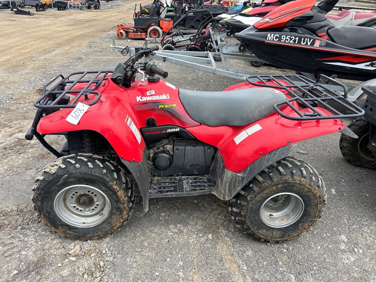 kawasaki-prairie-300-image-1