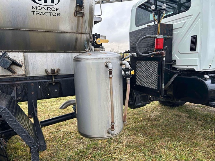 international-durastar-4300-image-37