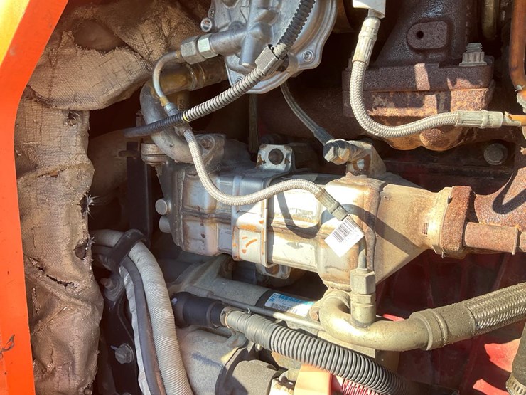 2016-sky-trak-6042-image-28