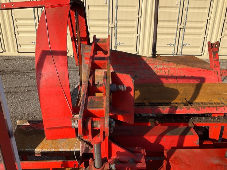 blockbuster-14-12-image-26