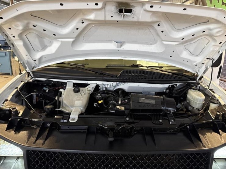 chevrolet-express-2500-image-14