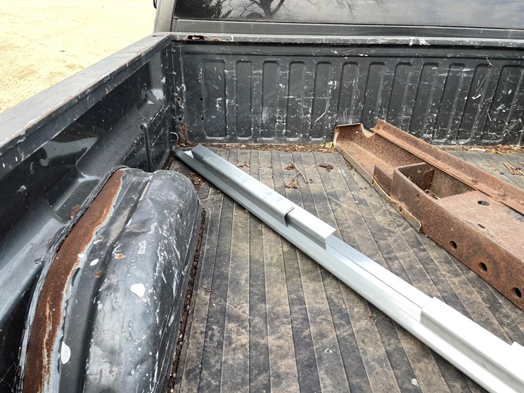 chevrolet-silverado-1500hd-image-33