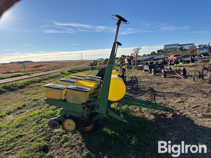 john-deere-7000-image-5