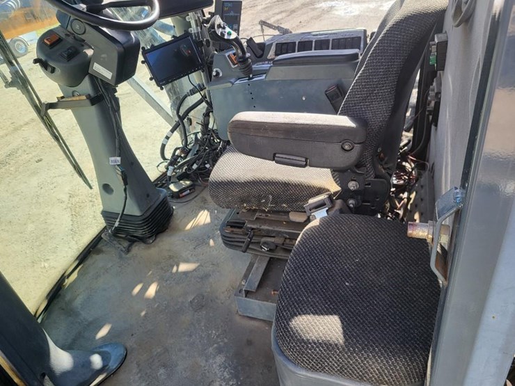 hagie-sts12-image-54