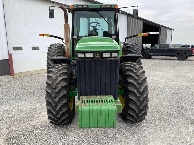 john-deere-8300-image-3