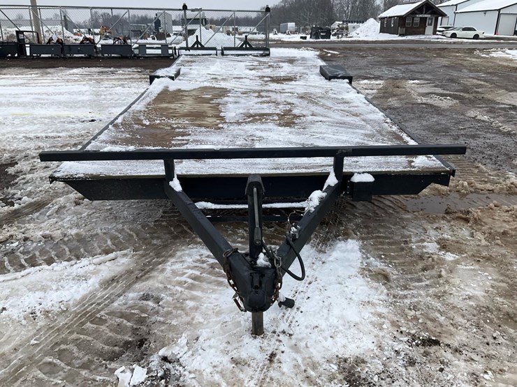 #2209-•-2021-flatbed-trailer*-image-6