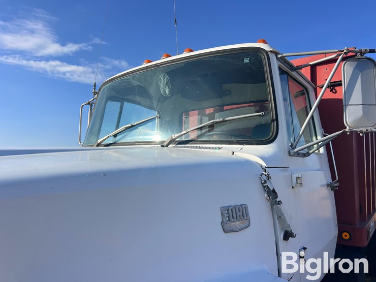 ford-lt8000-image-20