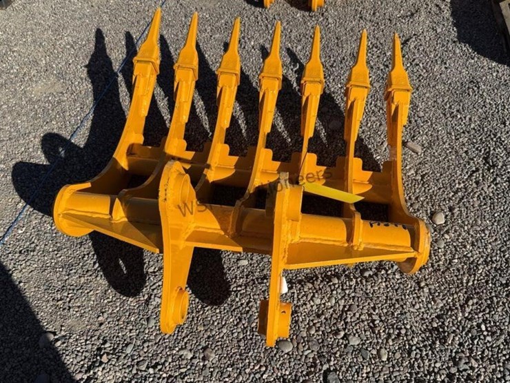 caterpillar-305-image-3