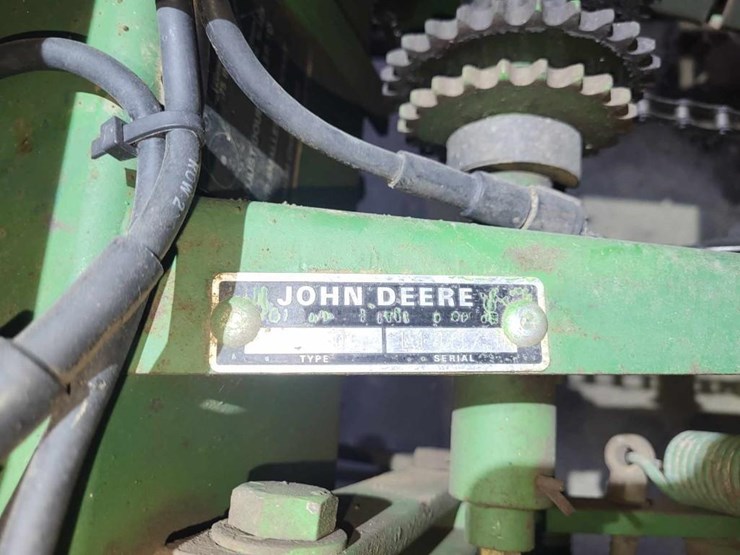 john-deere-7000-image-29