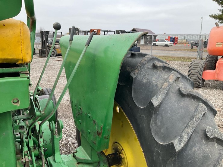 john-deere-730-image-32