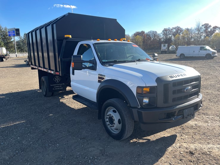 2010-ford-f550-image-4