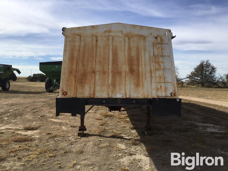 neville-trailer-image-2