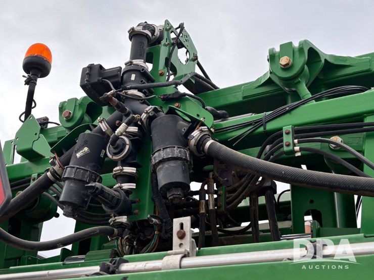 john-deere-r4045-image-102