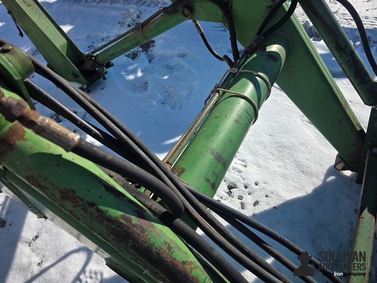 john-deere-72-image-8