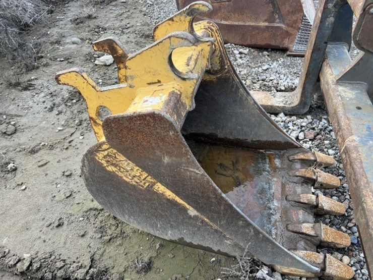 23"-dig-bucket-image-4