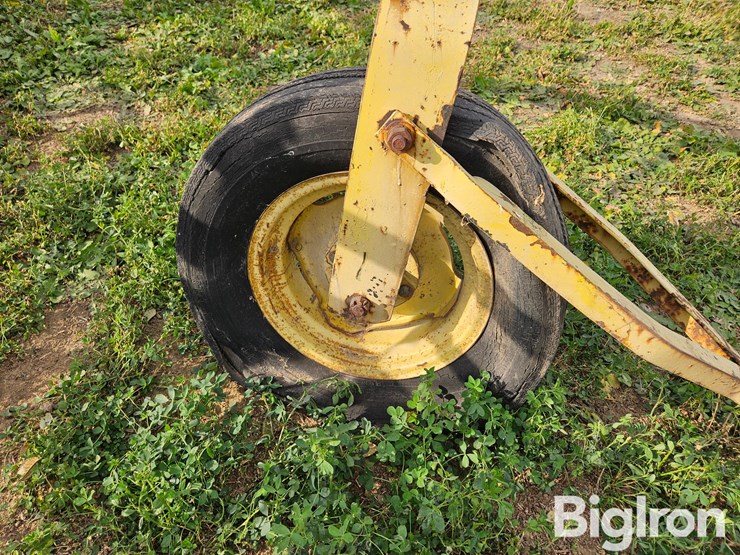 john-deere-640-image-16