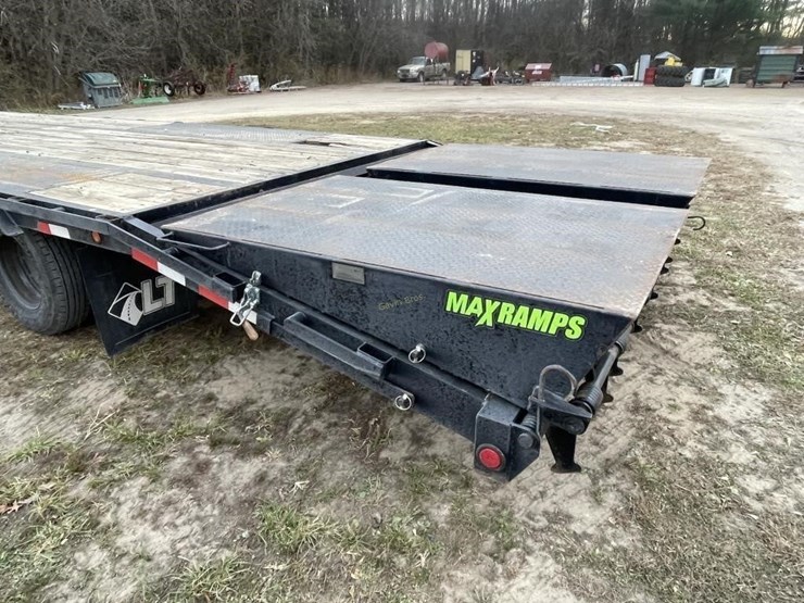 2021-load-trail-32'-gooseneck-trailer-image-9