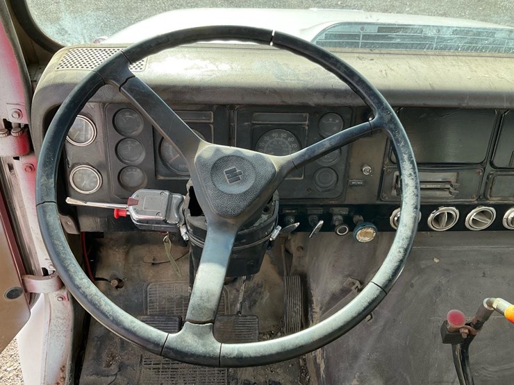 international-1854s-image-95