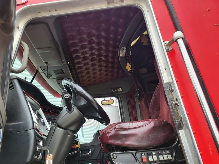 kenworth-t600-image-51