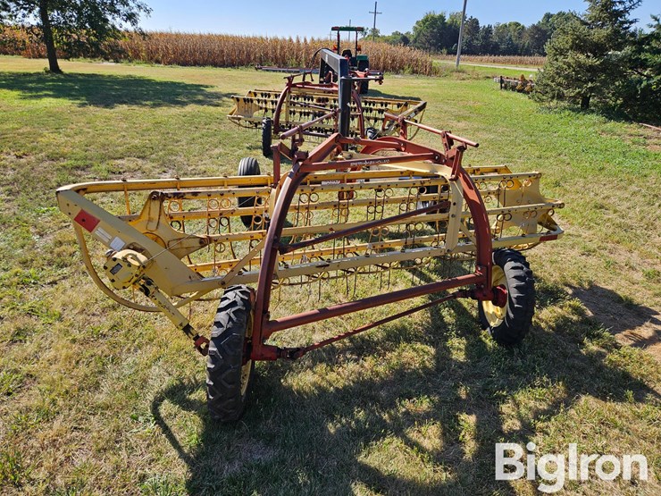 new-holland-258-image-9