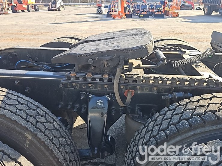 2018-freightliner-cascadia-image-34