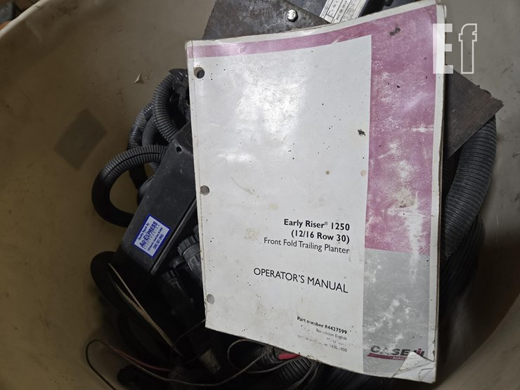 case-ih-1250-image-43