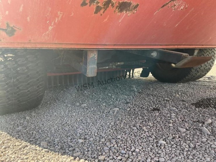 smithco-sweep-star-60-mower-image-19