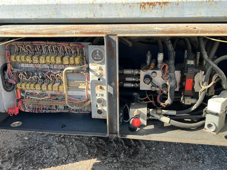 skyjack-sj7135rt-image-11