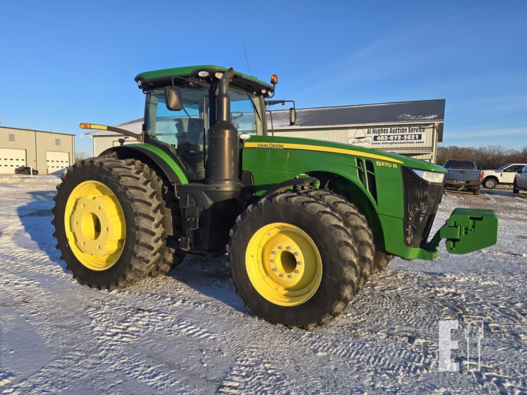 john-deere-8370r-image-1