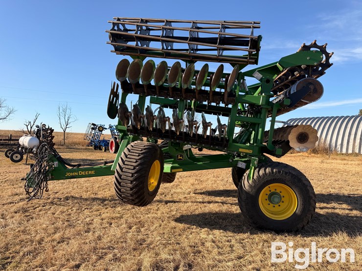 2022-john-deere-2680h-image-8