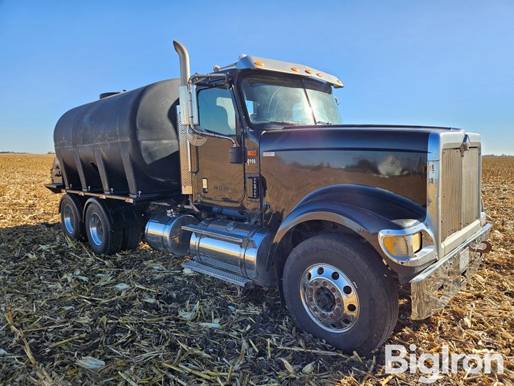 international-9900-image-3