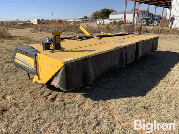 new-holland-416-image-3