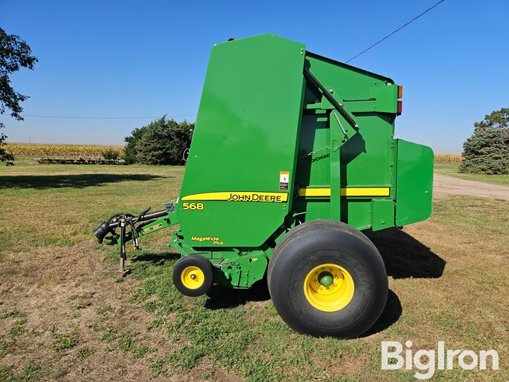 john-deere-568-image-8