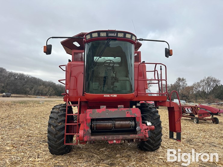 case-ih-2377-image-2