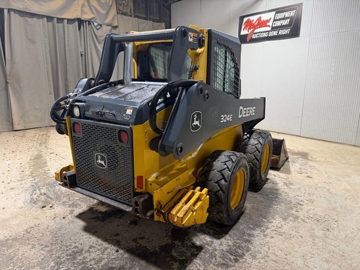deere-324e-image-5