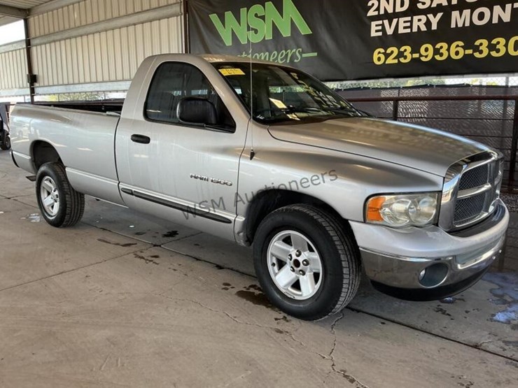 2003-dodge-1500-image-2