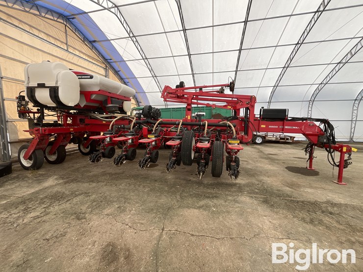 massey-ferguson-8800-image-4