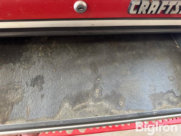 toolbox-&-rolling-cart-image-12