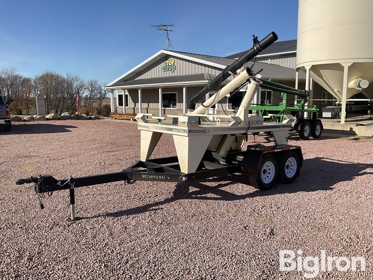 2011-meridian-titan-2-image-1