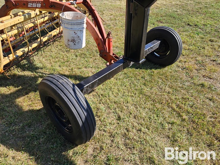 new-holland-258-image-16