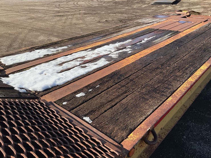 #2100-•-1967-beaver-flatbed-semi-trailer-image-17