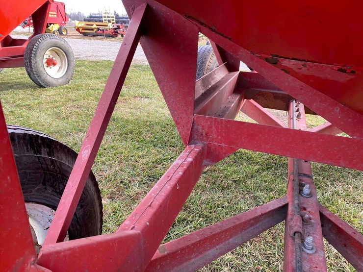 unverferth-mccurdy-325-image-15