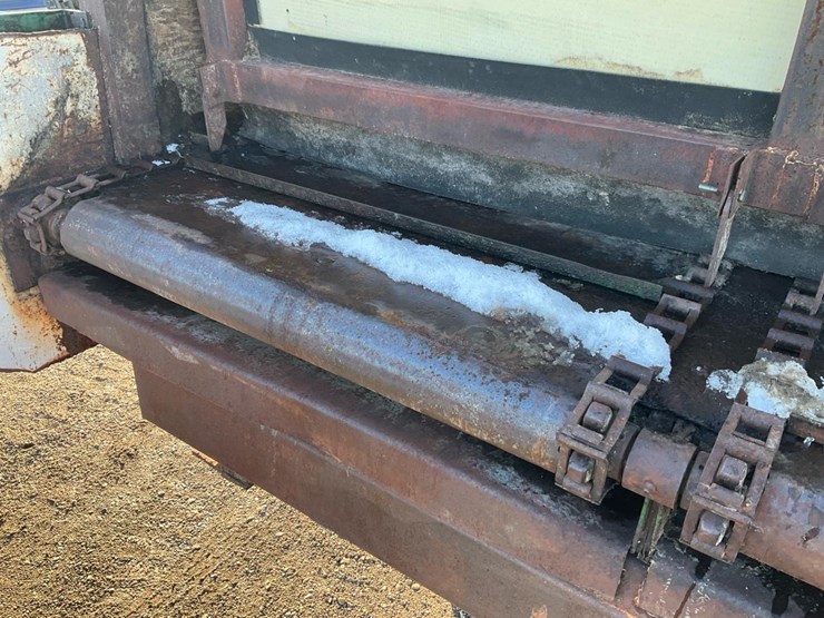 #2300-•-sawdust-trailer-image-28