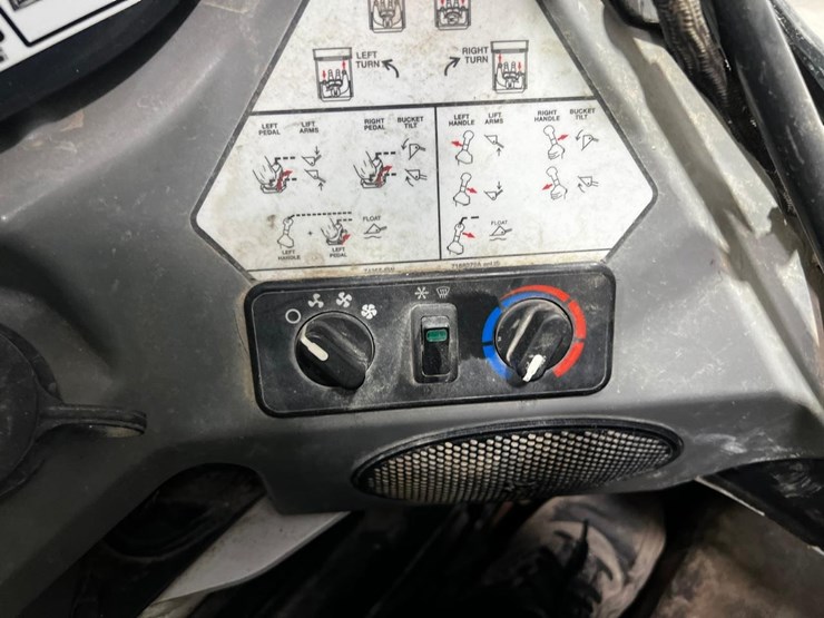 bobcat-s770-image-21